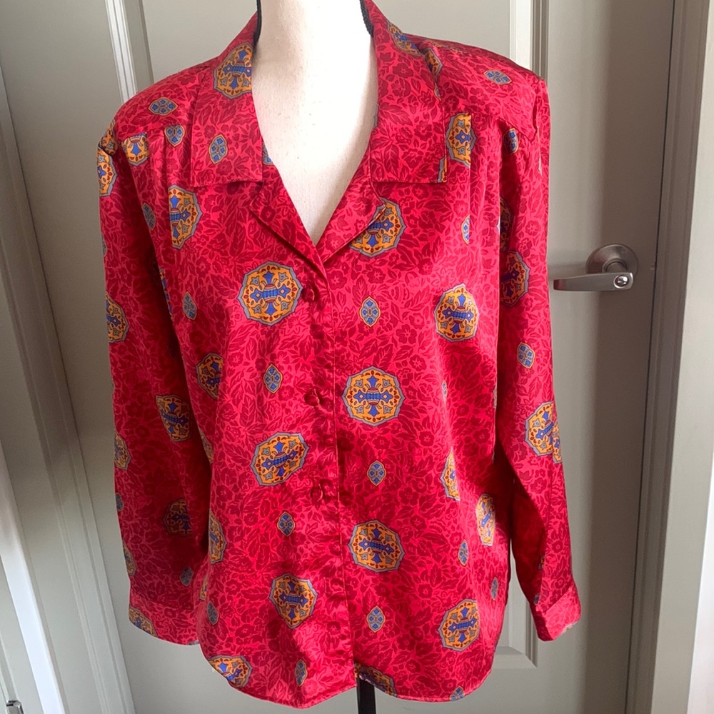 Diane Von Furstenberg Red Patterned Blouse SZ 12 VTG  Jewel Tone Old Money